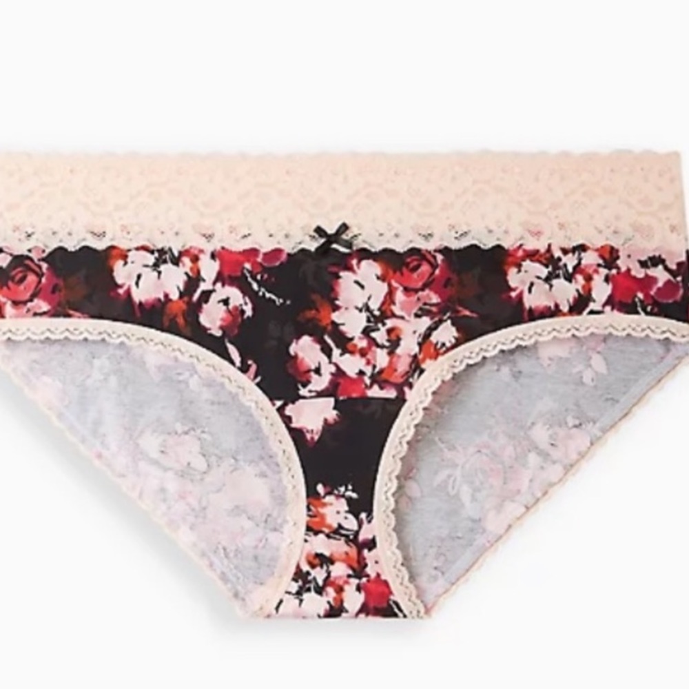 Torrid Wide Lace Trim Cotton Floral Hipster Panty NWT